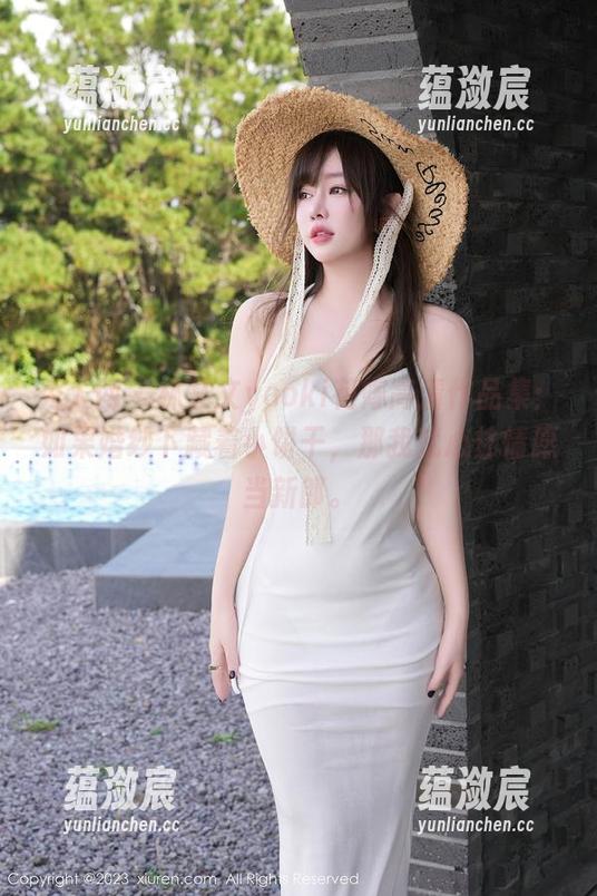 秀人网 - 林文文yooki花嫁高清作品集：如果婚纱下藏着小饼干，那我就心甘情愿当新郎。