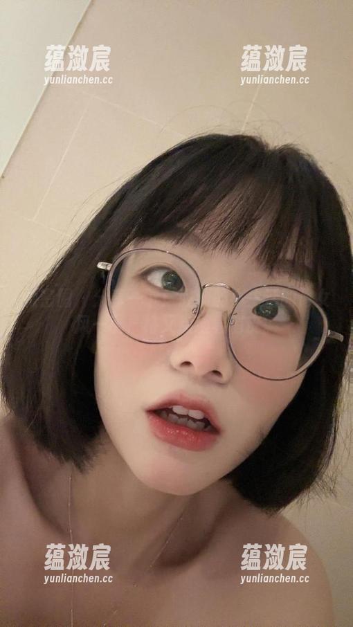 微密圈 - 分享一下！胜利的小生活的修女风—既严格又点缀着俏皮。