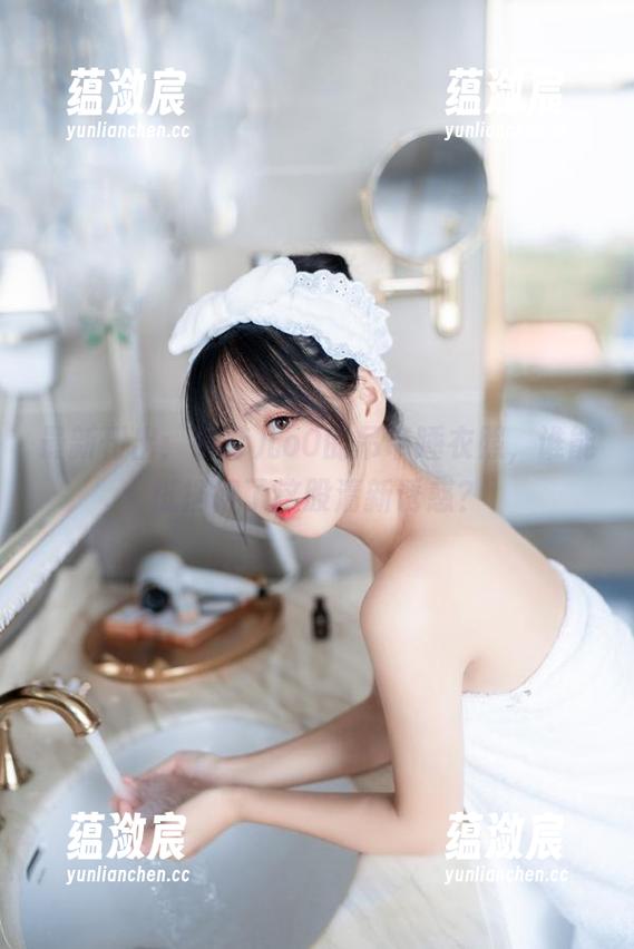 最新刊出：萌芽儿o0的吊带睡衣照，谁能抵挡得了这股清新诱惑？