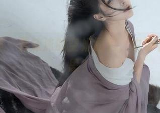 看这里，蠢沫沫的空姐图包，也许有点意思？
