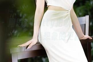 语画界 – 周思乔Betty把职业装穿出新高度，你能想象的更新