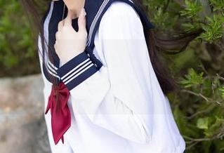 语画界 – 徐莉芝Booty腿长好几米，福利图包一次性满足你视力极限！