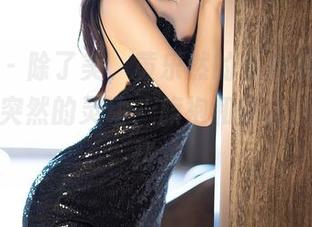 语画界 – 除了美，黄乐然的私房原图还藏了几分突然的灵动，旗袍和丝袜的完美搭档。