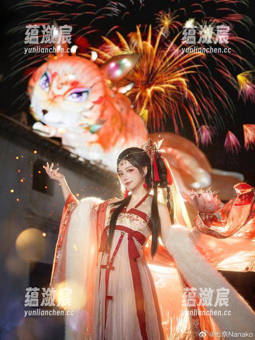 美图合集解析：贰加六的恶女花魁，到底是妩媚还是叛逆？