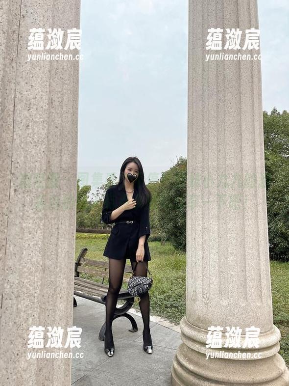 微密圈 - 图集看个不停！软妹小九九的酒店自拍让人有点小激动分享一下吧！