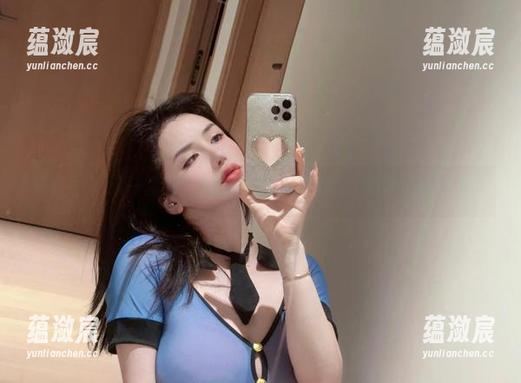 微密圈 - 这一套图，阿色的睡衣让人想起懒洋洋的日子！