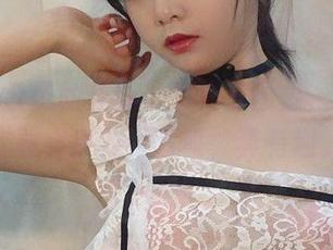 青水百合子的丝袜，不只是图集，更像是触碰灵感的小片段，真有趣。