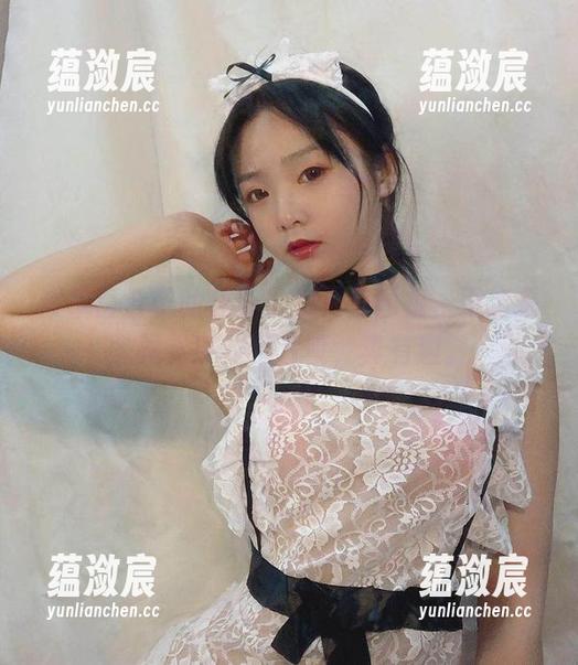 青水百合子的丝袜，不只是图集，更像是触碰灵感的小片段，真有趣。