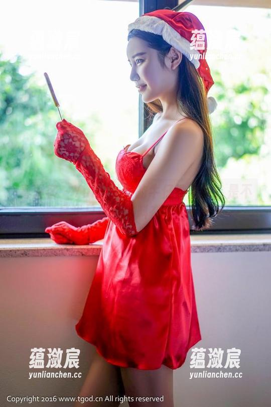 青豆客 - Yumi尤美的牛仔裤图片：是不是我只看见布料在晃动？！
