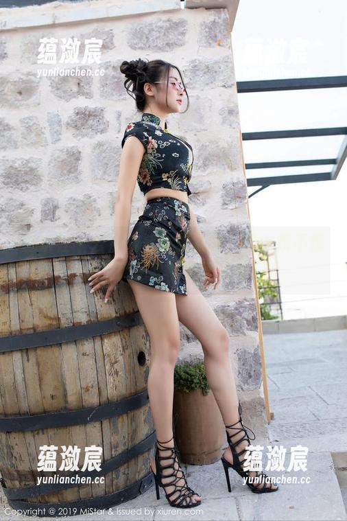 魅妍社 - 公然挑战审美疲劳，程小烦不烦的“裤里丝”无圣光特写