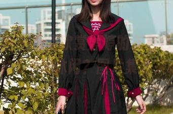 魔镜街拍 – 免费欣赏婷婷的灰色包臀裙，谁说OL不能休闲？图片集合来啦！