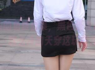 魔镜街拍的免费合集，黑色连衣裙小姐姐们，这么冷的天穿这玩意儿…