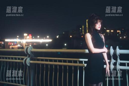 鹿八岁baby，就是个无形的要挟，cos作品太上头！