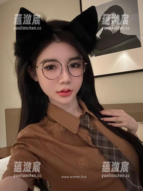 微密圈 - 黎允熙baby与黑粉瑜伽，写真集里的静谧与流动，刚刚好。