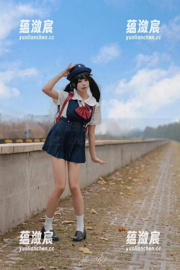 飞鸟马时？不过是黏黏团子兔穿上新衣服的魔法！cos合集狂欢开始！